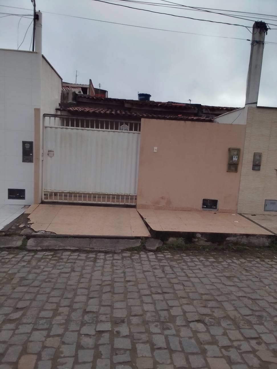 Casa a Venda Mangabeira próximo a Fraga Maia